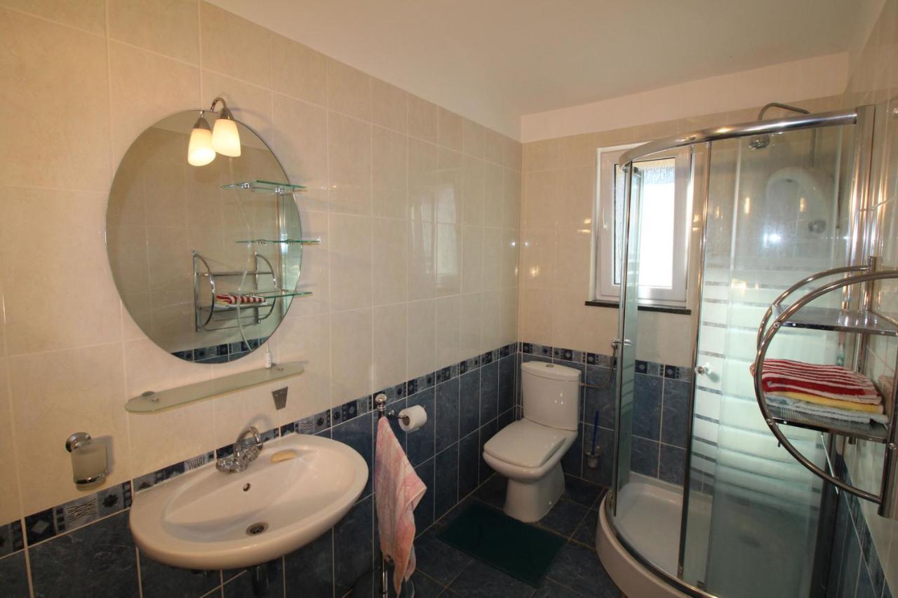Ferienwohnung Makarska Centre & Free Private Parking Exterior foto