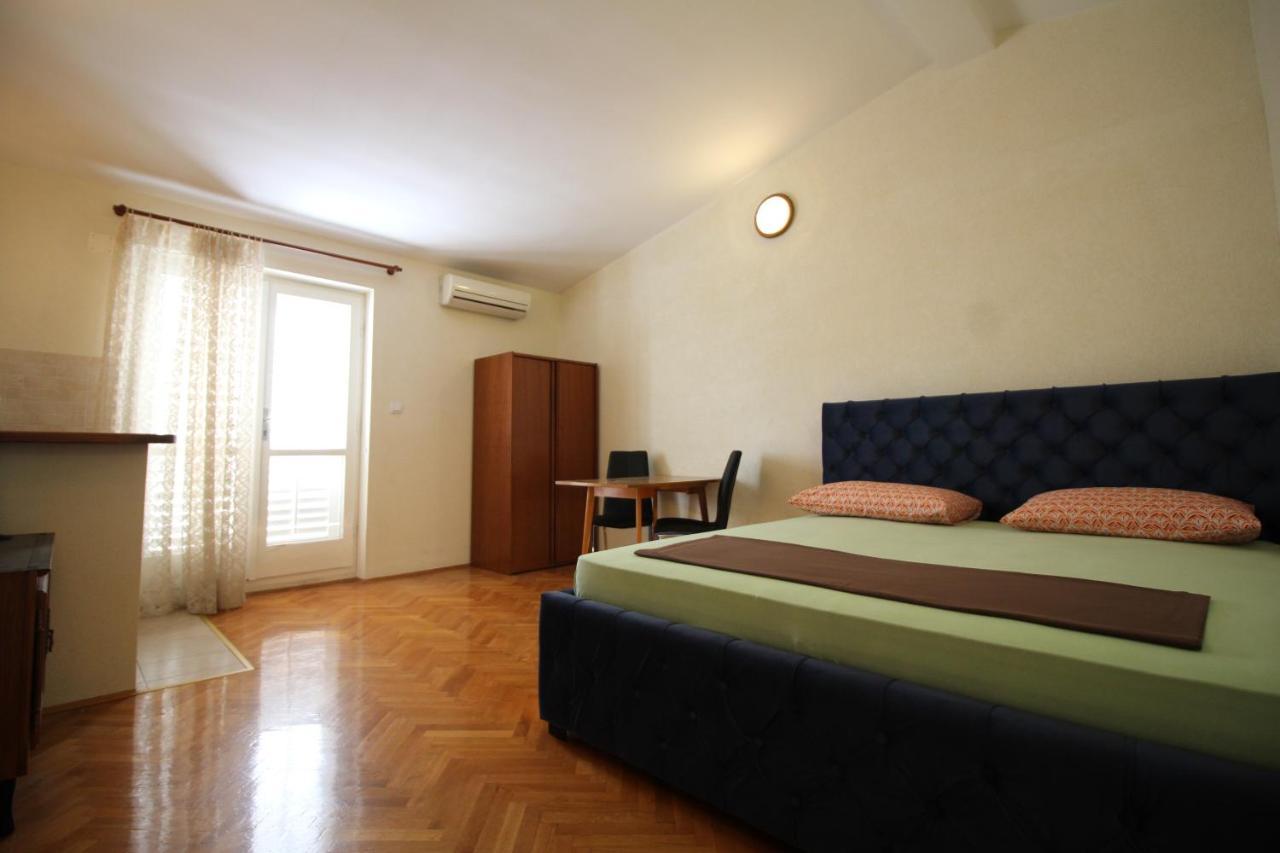 Ferienwohnung Makarska Centre & Free Private Parking Exterior foto