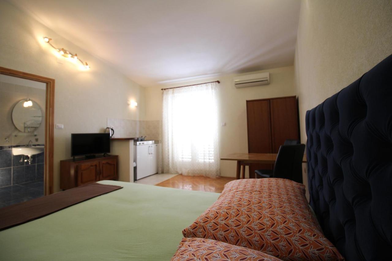 Ferienwohnung Makarska Centre & Free Private Parking Exterior foto